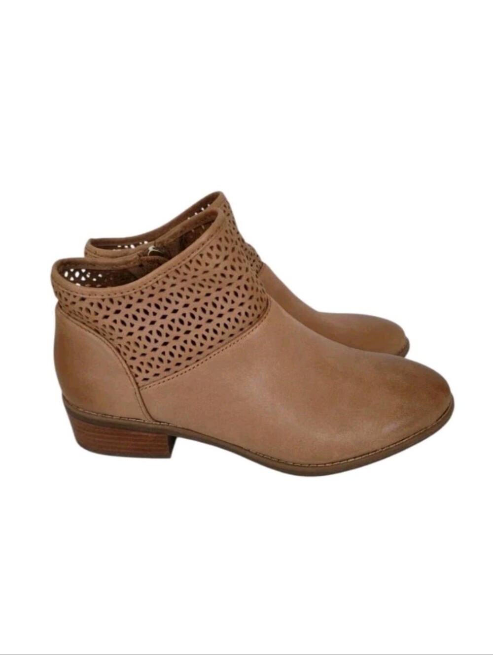 Comfortiva Womens Brown Leather Cailean Booties Caramel Size 9.5W Ankle Boots